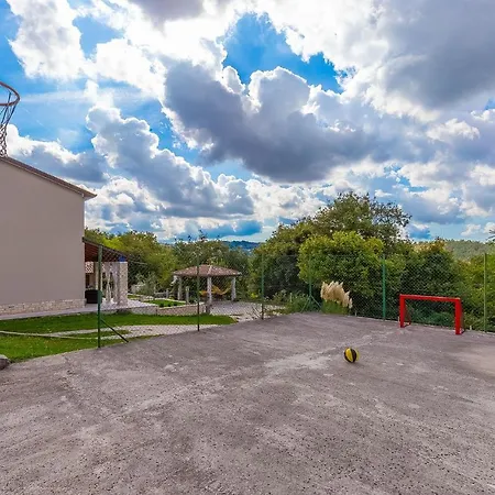 Vermo Villa *