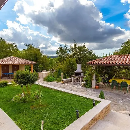 Villa Vermo *