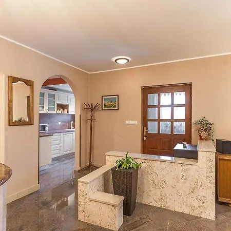 Villa Vermo Beram